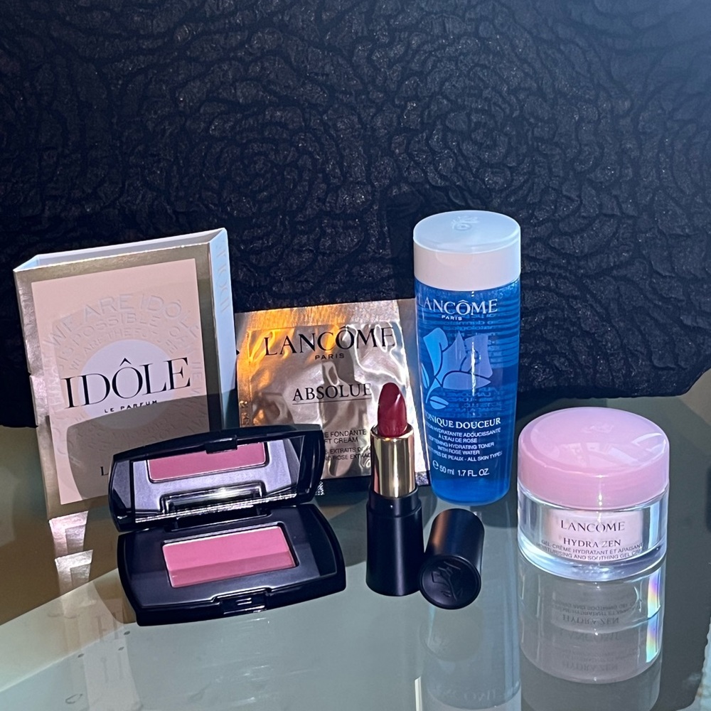 💖 Host Pick 💖 Lancôme
LOOK at all of this! (ea page has more!) 
Cosmetics Bundle
